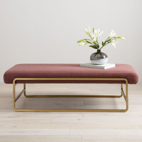 <img src="puppy.jpg" alt="بانكيت معدن 140×45 سم - كشمير ذهبي - Banquet.15,Segal Furniture"/>