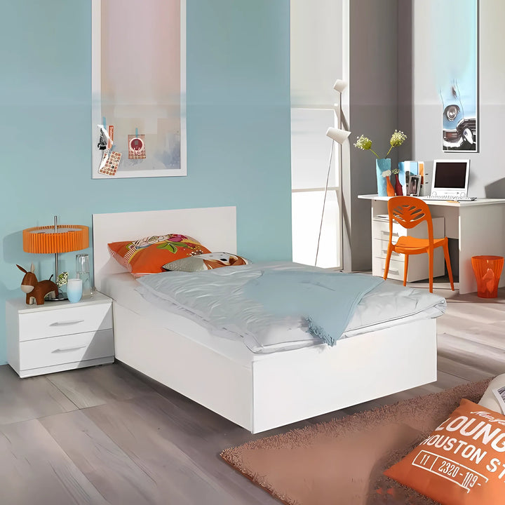 <img src="puppy.jpg" alt="غرف نوم أطفال وشبابي بتصاميم عصرية وجودة ممتازة من سيجال"/>