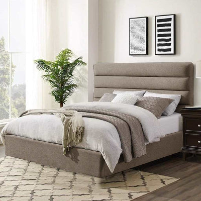 <img src="puppy.jpg" alt="سرير"/>