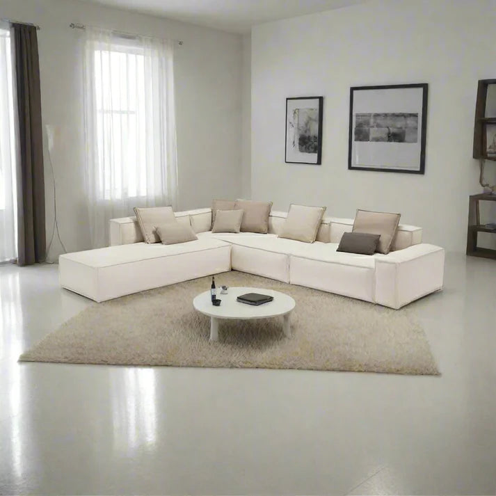 <img src="puppy.jpg" alt="ركنة مودرن بخامات ممتازة وتصميم يجمع بين الأناقة والراحة، مثالية للمساحات الصغيرة أو الكبيرة من سيجال"/>