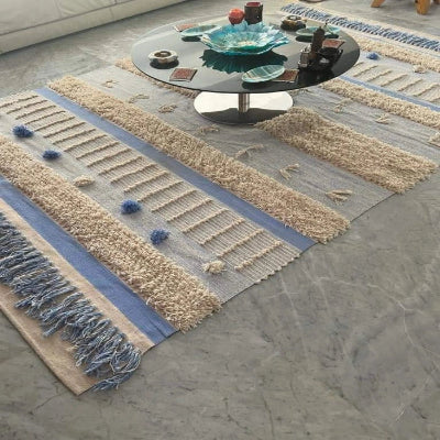 <img src="puppy.jpg" alt="سجاد"/>