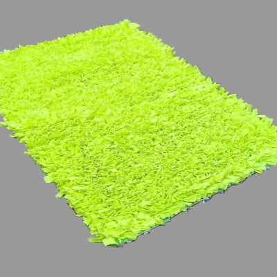 <img src="puppy.jpg" alt="سجاد"/>